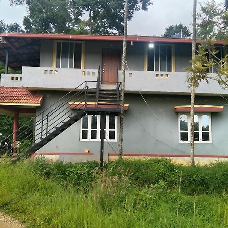 Samz Estate Stay 2Bhk Madikeri Ngoại thất bức ảnh